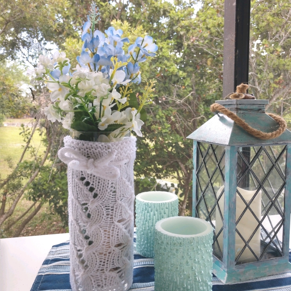 Hand Crafted Wine Bottle Vase Cover Gift Bar Cart Essential Botanical Holiday - Picture 10 of 16